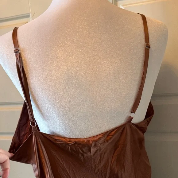 Cabernet Silk Chemise - lingerie - Picture 4 of 6